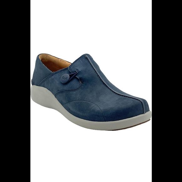 Clarks Unstructured Leather Slip On Shoes Un Loop 2 Walk Navy - Narrow - Picture 2 of 5